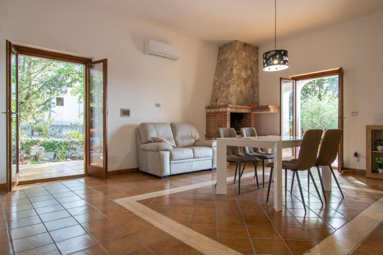 Villa Nicole Ostuni Bagian luar foto